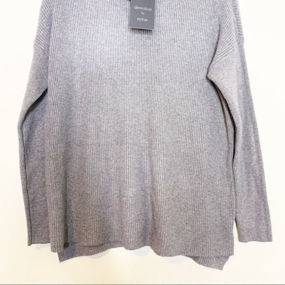 NWT Devotion by Cyrus Charcoal Rib Knit Long Sleeve Cowl Neck Sweater Small - Picture 6 of 11